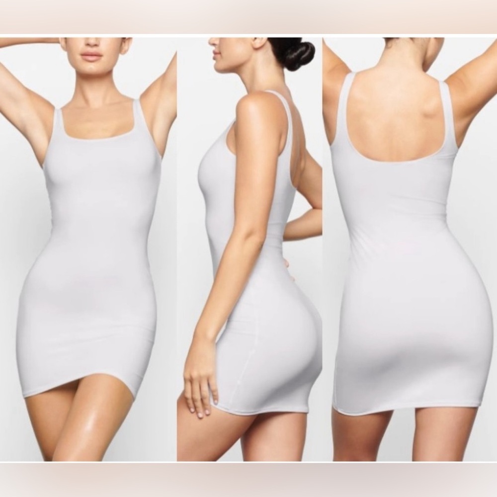 NWT Skims Signature Swim Tank Dress in Marble.  Sold out!